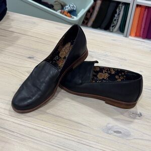 boc Black Leather Slip-On Flats